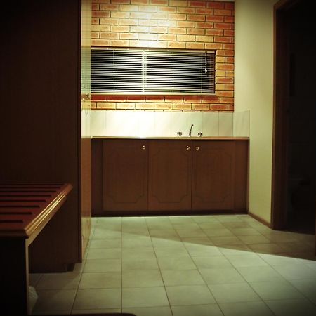 Eltham Motor Inn Melbourne City Exterior foto
